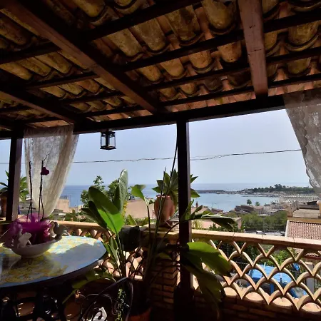 Locazione Turistica Dolce Vita Holiday home Giardini Naxos